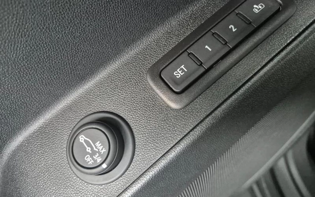 imagem-https://www.socarrao.com.br/sc-vehicle-images-prod/12880/1790885475849-7019450_26_B_0bebea9fd9.jpeg