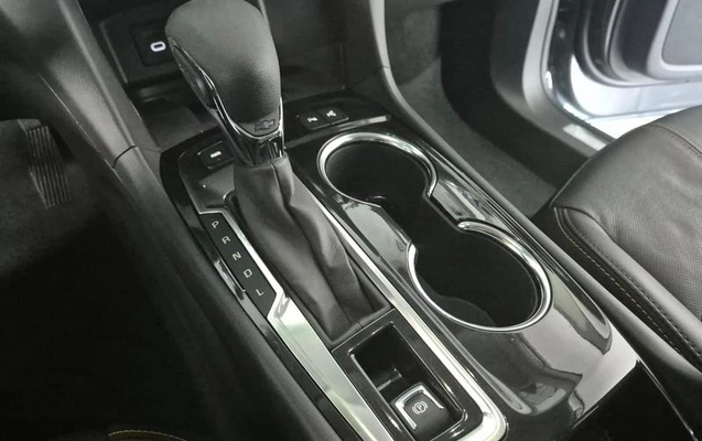 imagem-https://www.socarrao.com.br/sc-vehicle-images-prod/12880/1790885475851-7019450_8_B_380f0f0185.jpeg