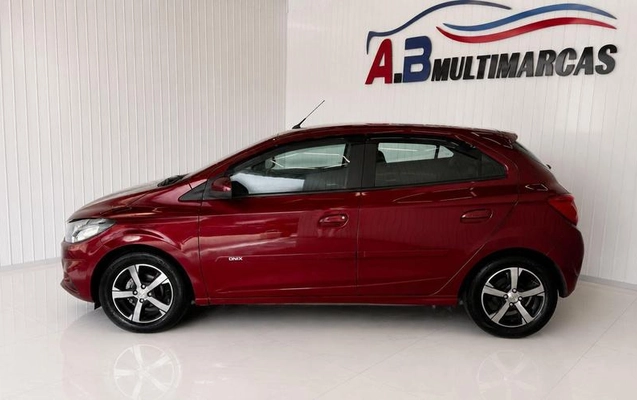imagem-https://www.socarrao.com.br/sc-vehicle-images-prod/1289154/1784745162083-7572230_0_B_5b0993f497.jpeg