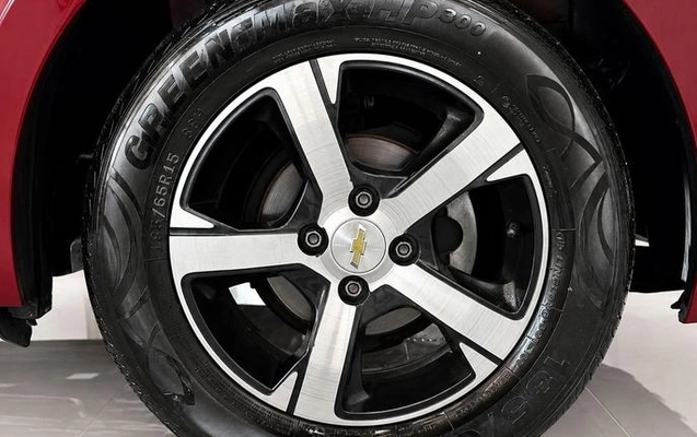 imagem-https://www.socarrao.com.br/sc-vehicle-images-prod/1289154/1784745162095-7572230_6_B_81913655ab.jpeg