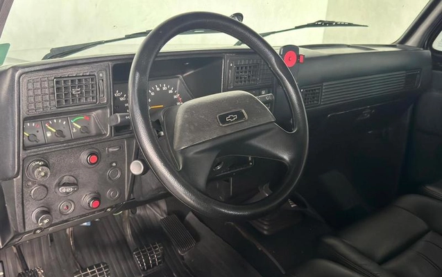 imagem-https://www.socarrao.com.br/sc-vehicle-images-prod/12894/1781027238689-7612058_0_B_b9f6e75011.jpeg