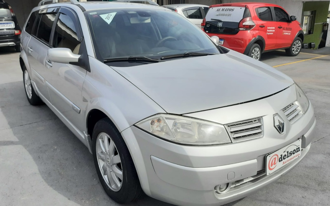 Renault Megane Grand Tour Dynam. Hi Flex 1.6 16V - foto 3