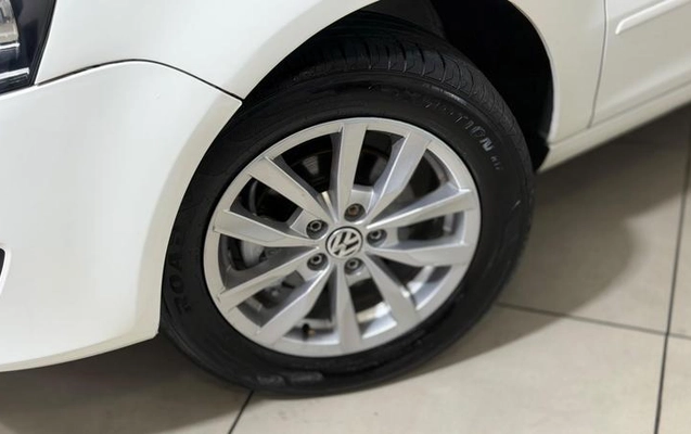 imagem-https://www.socarrao.com.br/sc-vehicle-images-prod/1291970/1792680232230-8045367_3_B_247e098758.jpeg