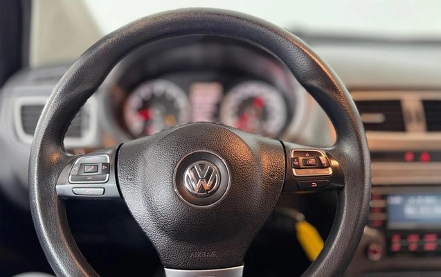imagem-https://www.socarrao.com.br/sc-vehicle-images-prod/1291970/1792680232253-8045367_15_B_09178bb35c.jpeg