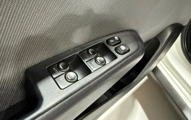 imagem-https://www.socarrao.com.br/sc-vehicle-images-prod/1292121/1789482011413-vehicle_image_1778268364_9ceba1a821eea724d6dd57fef0ce3970.jpeg