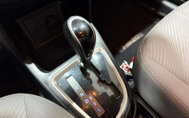 imagem-https://www.socarrao.com.br/sc-vehicle-images-prod/1292121/1789482011419-vehicle_image_1778268378_090db669b9247a42ef1f6fe93c6256fc.jpeg