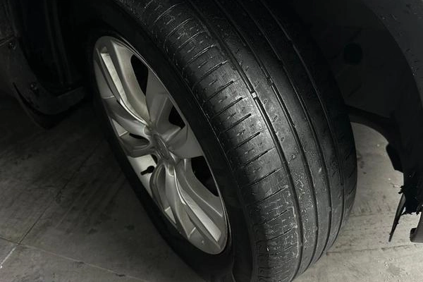 imagem-https://www.socarrao.com.br/sc-vehicle-images-prod/1292489/1788199494333-8070735_12_B_2006d30c8b.jpeg