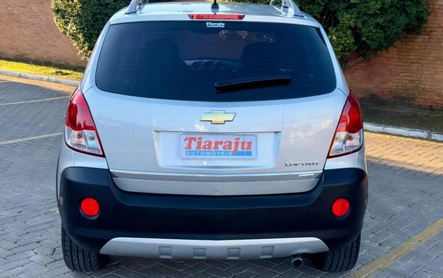 imagem-https://www.socarrao.com.br/sc-vehicle-images-prod/1292612/1789145451648-7970553_0_B_74cc92e039.jpeg