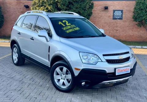 Chevrolet Captiva 2012 Prata — foto 1 de 3