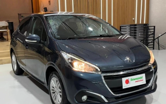 imagem-https://www.socarrao.com.br/sc-vehicle-images-prod/1293040/1789481823353-vehicle_image_1778269816_4c32cdc0e58ce63bc8c9e6d77728188d.jpeg