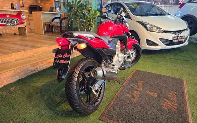 imagem-https://www.socarrao.com.br/sc-vehicle-images-prod/1295378/1778273628272-4aexUVeiTogmIcHfs47oclAC7I1DQt1Y.jpg