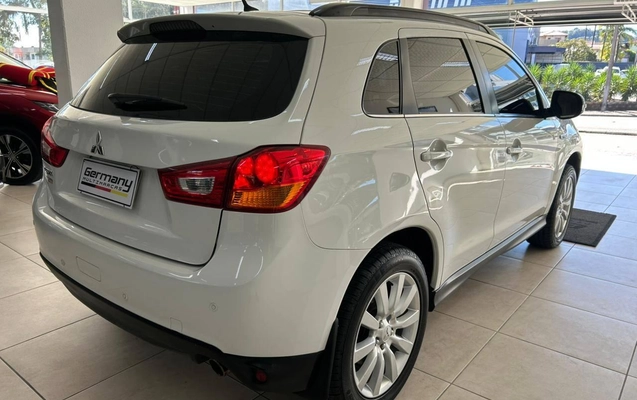 imagem-https://www.socarrao.com.br/sc-vehicle-images-prod/1297059/1780068814190-ad70c29f8d504d259c707abcff72b58a_1780068140057.jpeg