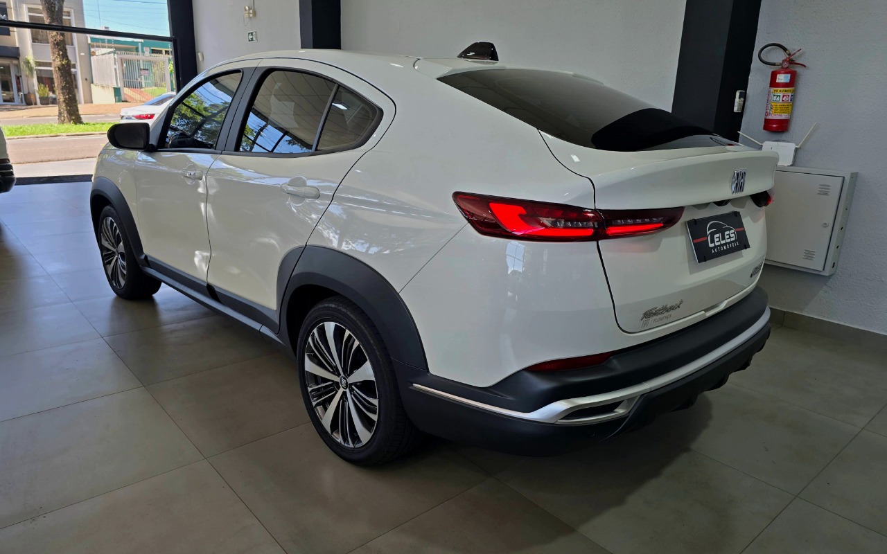 imagem-https://www.socarrao.com.br/sc-vehicle-images-prod/1298496/1778280545833-MjAyNjAxMDRfMTQ0NDIwLmpwZw.jpg