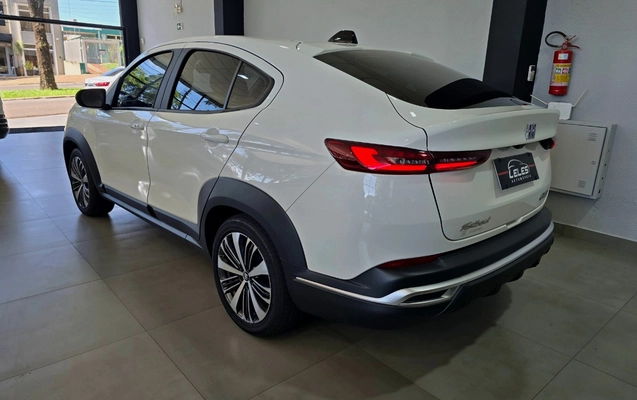 imagem-https://www.socarrao.com.br/sc-vehicle-images-prod/1298496/1778280545833-MjAyNjAxMDRfMTQ0NDIwLmpwZw.jpg