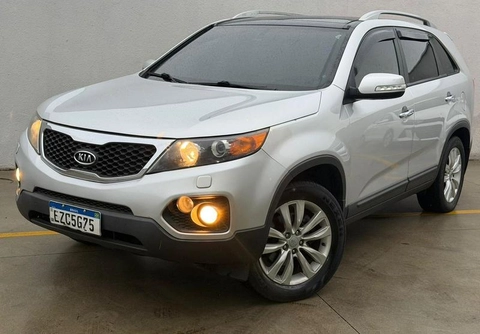 Kia Sorento 3.5 V6 24V 4x4 Aut. 2012 Prata — foto 1 de 3