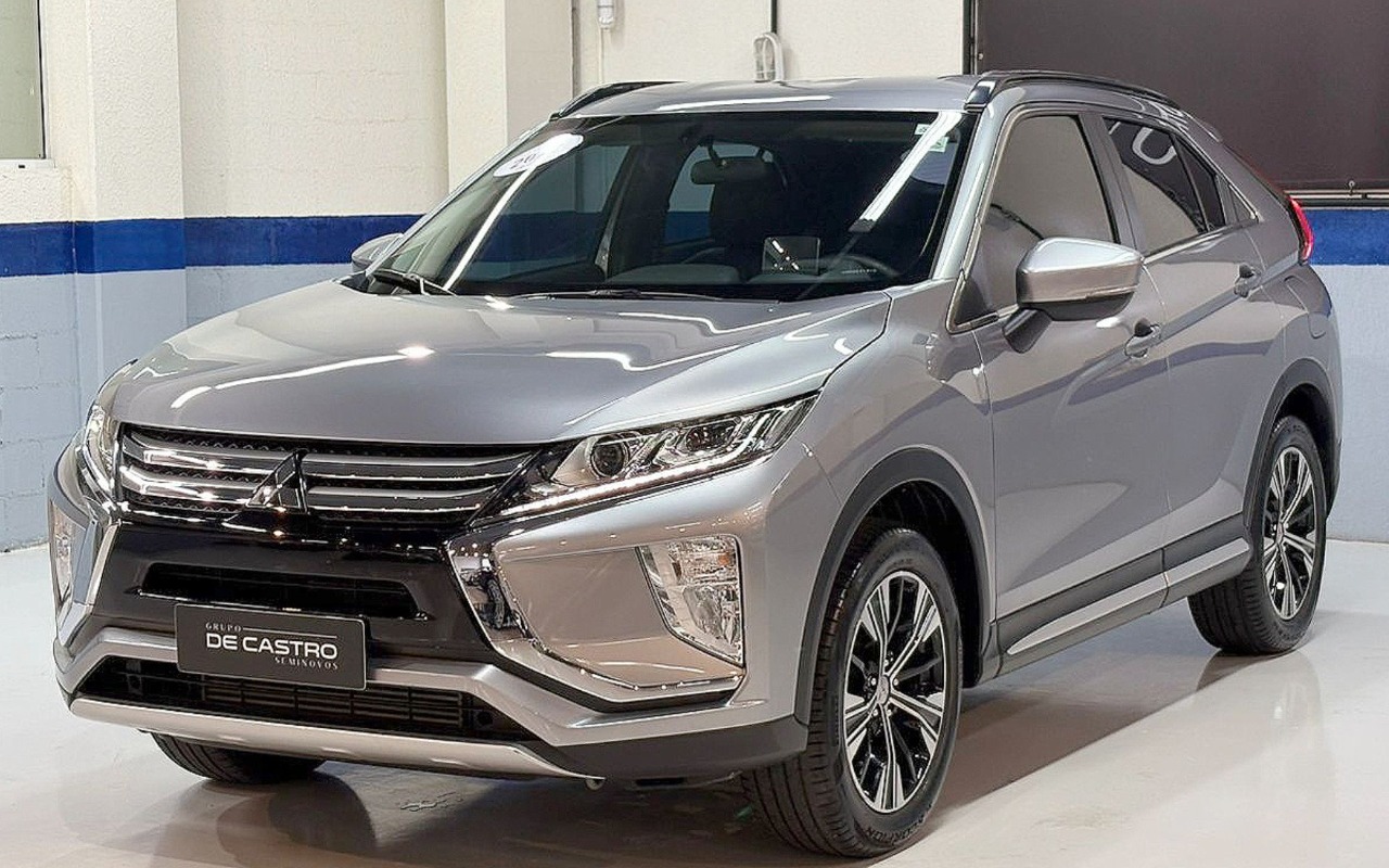 Mitsubishi Eclipse Cross HPE 1.5 16V TB 165cv Aut. na cor Prata em Curitiba / PR - 1311388