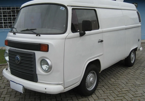 Volkswagen Kombi 2013 Branco — foto 1 de 3