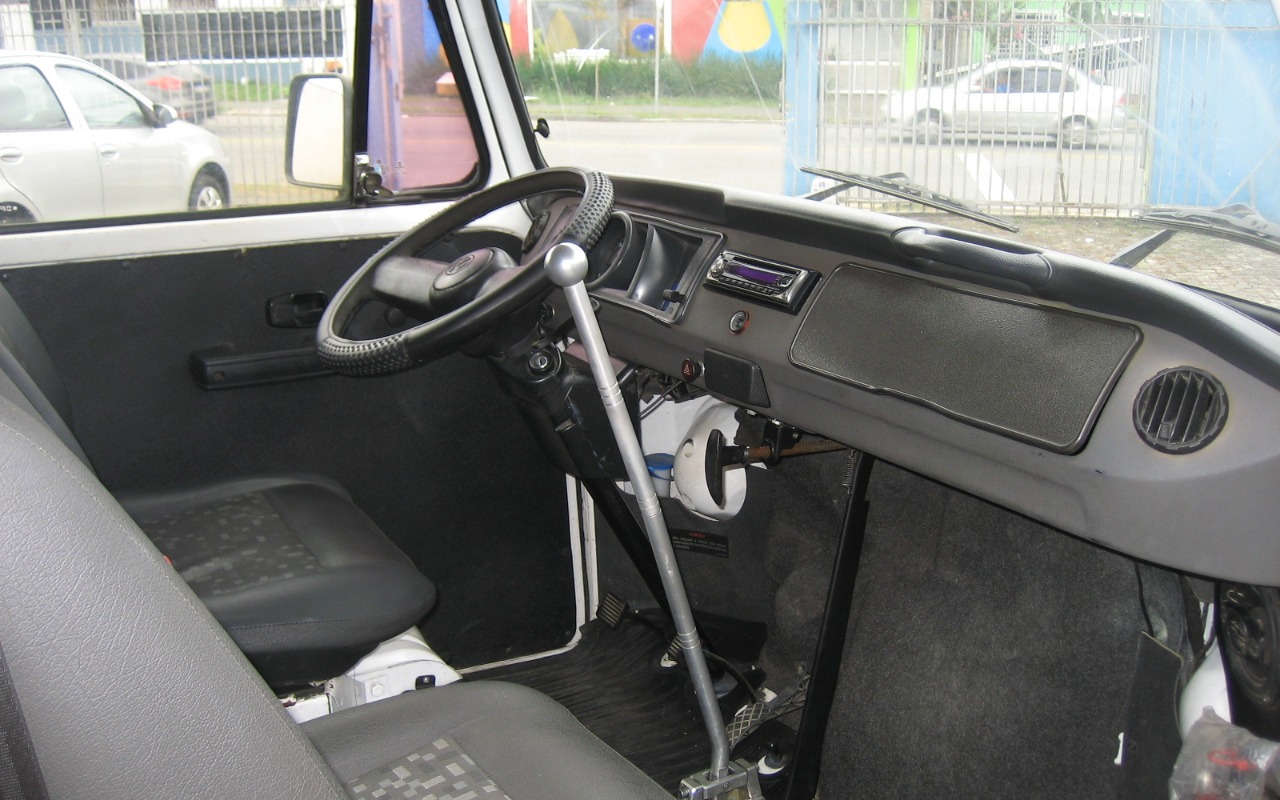 imagem-https://www.socarrao.com.br/sc-vehicle-images-prod/1311436/1778334203583-SU1HXzE5MzMuSlBH.JPG