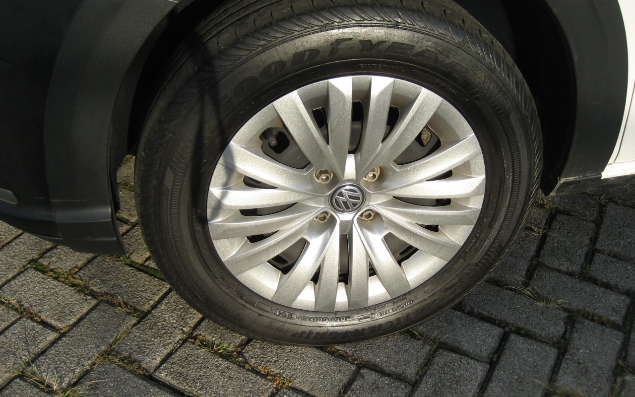 imagem-https://www.socarrao.com.br/sc-vehicle-images-prod/1311462/1778331523329-SU1HXzE5MTYuSlBH.JPG
