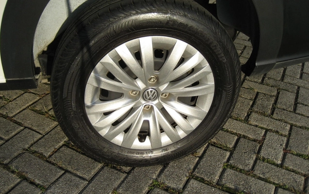 imagem-https://www.socarrao.com.br/sc-vehicle-images-prod/1311462/1778331523376-SU1HXzE5MTUuSlBH.JPG
