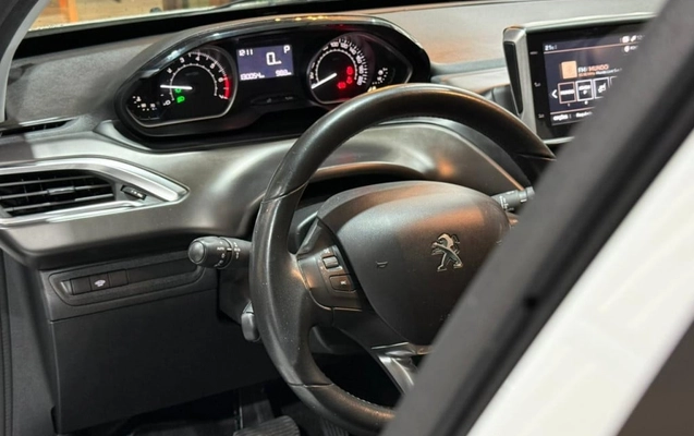 imagem-https://www.socarrao.com.br/sc-vehicle-images-prod/1311620/1787143122194-vehicle_image_1778334869_724a6cc6852168945c0a6efc1d9b8738.jpeg