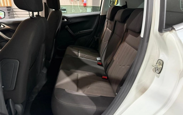 imagem-https://www.socarrao.com.br/sc-vehicle-images-prod/1311620/1787143122198-vehicle_image_1778334875_f5b4af3fdbddb44405fe3f7926fff24d.jpeg