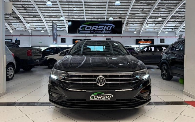 imagem-https://www.socarrao.com.br/sc-vehicle-images-prod/1311653/1789066744591-8068010_16_B_679f668c33.jpeg