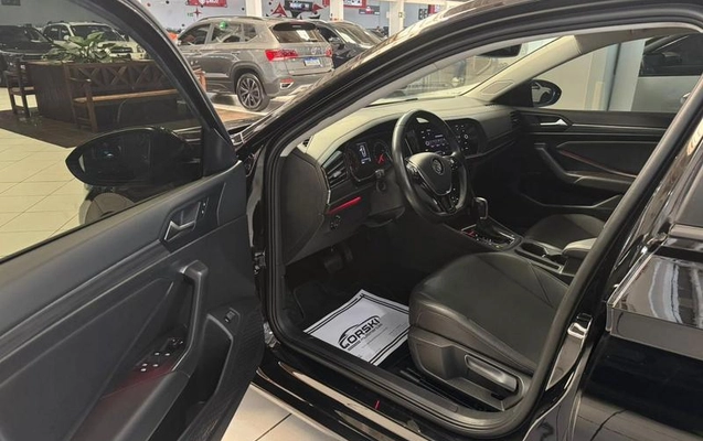 imagem-https://www.socarrao.com.br/sc-vehicle-images-prod/1311653/1789066744597-8068010_13_B_ce87ad4436.jpeg