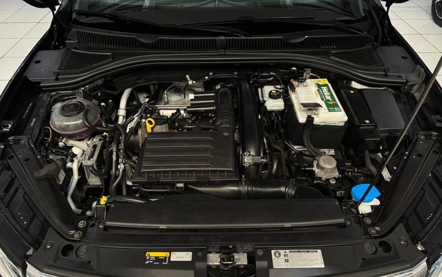 imagem-https://www.socarrao.com.br/sc-vehicle-images-prod/1311653/1789066744614-8068010_2_B_1e77c38a63.jpeg