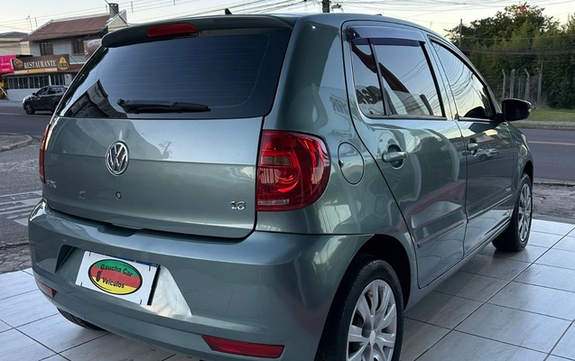 imagem-https://www.socarrao.com.br/sc-vehicle-images-prod/1311664/1778589444000-MjcxNDAyOTktMGIwYS00YzdjLWE2MjEtMTRmODJiMmYzMWJmLmpwZw.jpg