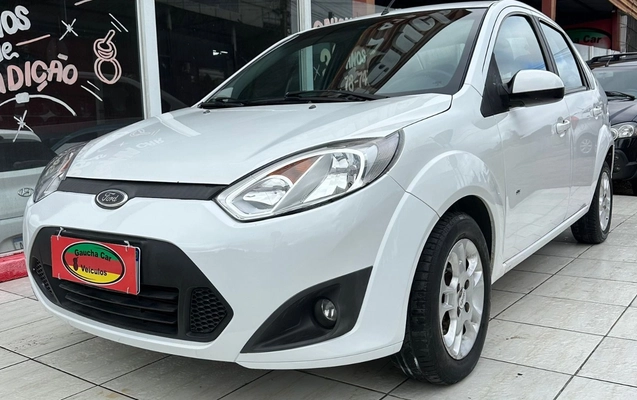 imagem-https://www.socarrao.com.br/sc-vehicle-images-prod/1311690/1778502246059-Y2M0MzE0MmMtNmFiNy00NGIzLTg3NmQtYzg4ZDhiZjc2OWFiLmpwZw.jpg