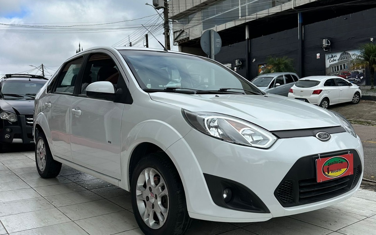 imagem-https://www.socarrao.com.br/sc-vehicle-images-prod/1311690/1778502246248-MWI4OTYxZjctZTE2ZC00NjBhLWJkNTgtNmI1MmZkMzc1YjAzLmpwZw.jpg