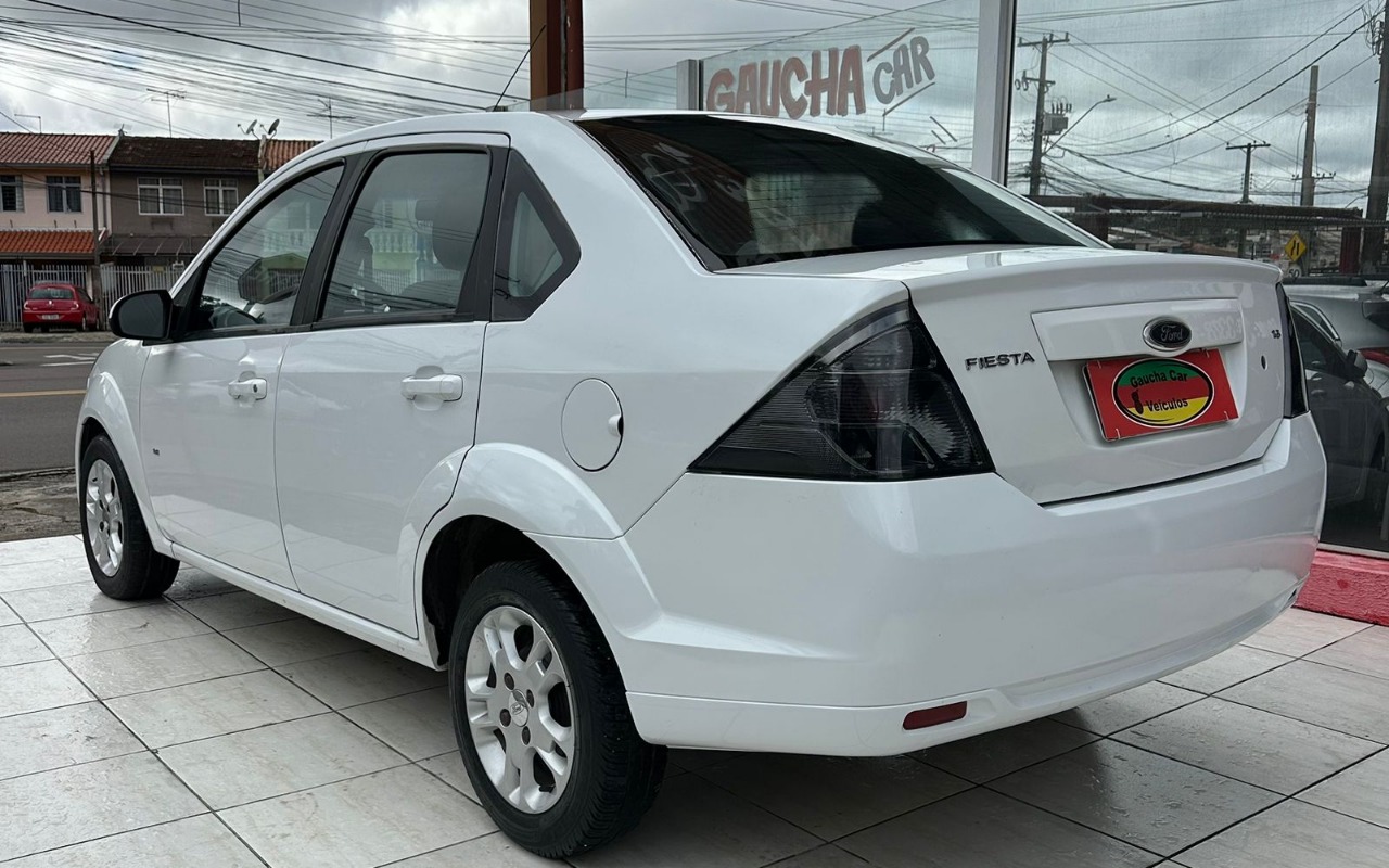 imagem-https://www.socarrao.com.br/sc-vehicle-images-prod/1311690/1778502247080-Y2ZkZjhiYjgtOWRhMS00ODNiLWIyMDEtYTA5ZjNiNzU4YWE1LmpwZw.jpg