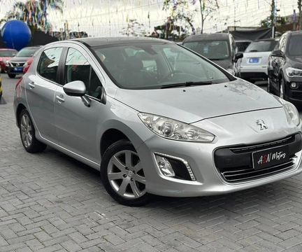 Peugeot 308 2015 Prata — foto 1 de 3
