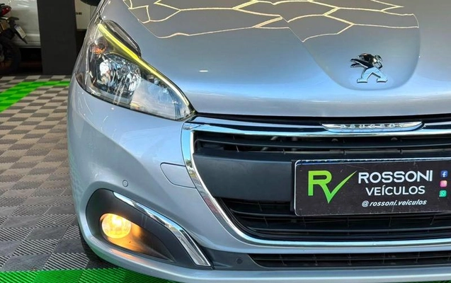 imagem-https://www.socarrao.com.br/sc-vehicle-images-prod/1311839/1792414001511-8068848_0_B_5e59fd43b6.jpeg
