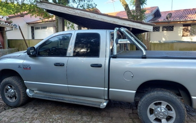 imagem-https://www.socarrao.com.br/sc-vehicle-images-prod/1312336/1778355188281-SU1HLTIwMjYwNTA2LVdBMDI3Ni5qcGc.jpg