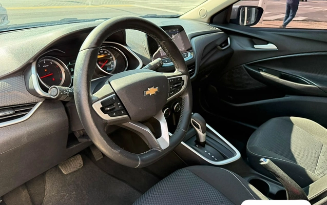 imagem-https://www.socarrao.com.br/sc-vehicle-images-prod/1318055/1780408448148-f5392fc1-9690-42af-8f6a-97937290ecf8.jpg
