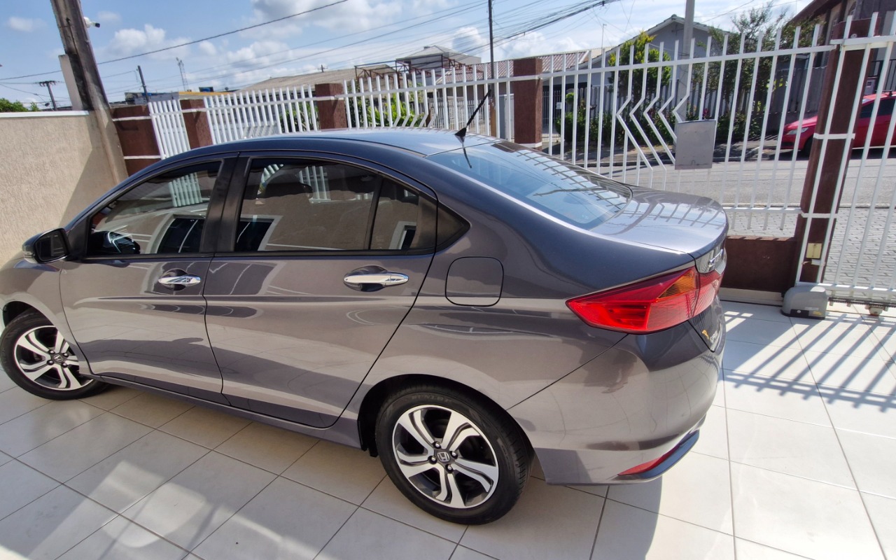 imagem-https://www.socarrao.com.br/sc-vehicle-images-prod/1318342/1778440367122-MjAyNjAzMDhfMTAwODA0LmpwZw.jpg