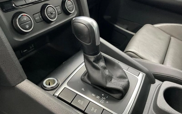 imagem-https://www.socarrao.com.br/sc-vehicle-images-prod/13248/1789053299631-5502871_7_B_109c0f7a1a.jpeg