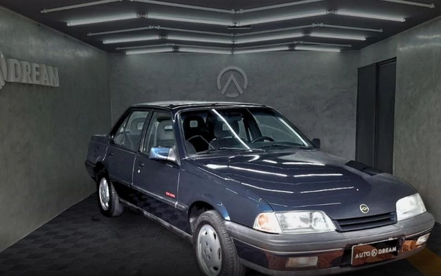 imagem-https://www.socarrao.com.br/sc-vehicle-images-prod/13249/1785248383890-6661207_17_B_f40505c77f.jpeg