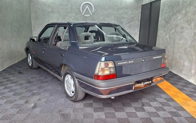 imagem-https://www.socarrao.com.br/sc-vehicle-images-prod/13249/1785248383900-6661207_7_B_8ebfea8c2d.jpeg