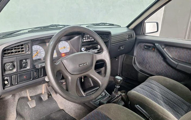 imagem-https://www.socarrao.com.br/sc-vehicle-images-prod/13249/1785248383908-6661207_1_B_e4762a4d85.jpeg