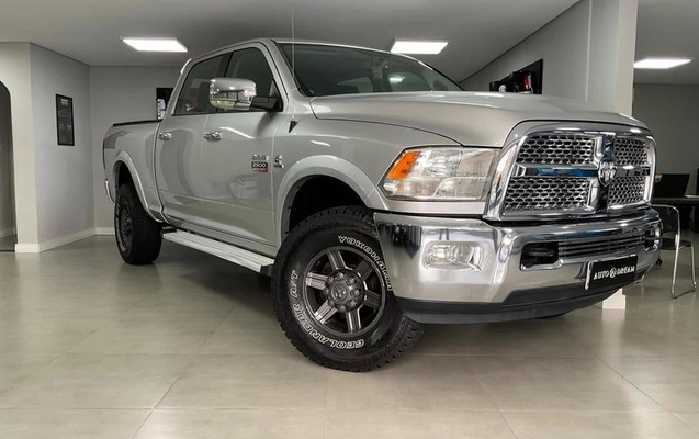 imagem-https://www.socarrao.com.br/sc-vehicle-images-prod/13259/1789648135067-6995407_0_B_8d25a24d52.jpeg