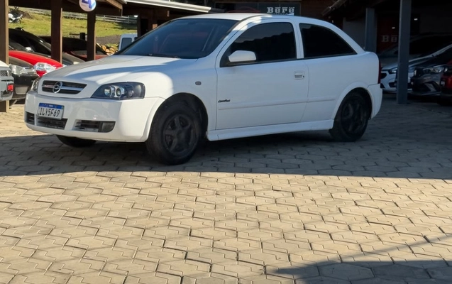 imagem-https://www.socarrao.com.br/sc-vehicle-images-prod/1325965/1779916775842-KLRTNHBM3gBNAKbNP7BxmalvsPMNjETT.jpg