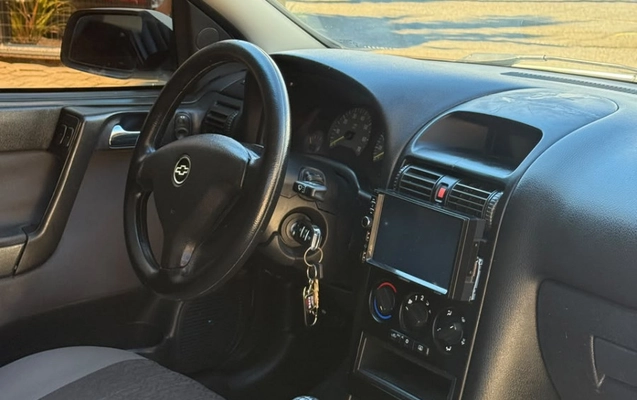 imagem-https://www.socarrao.com.br/sc-vehicle-images-prod/1325965/1779916775847-4MAfEKQ2ZqH7g5UrxDvo194h50d868pM.jpg