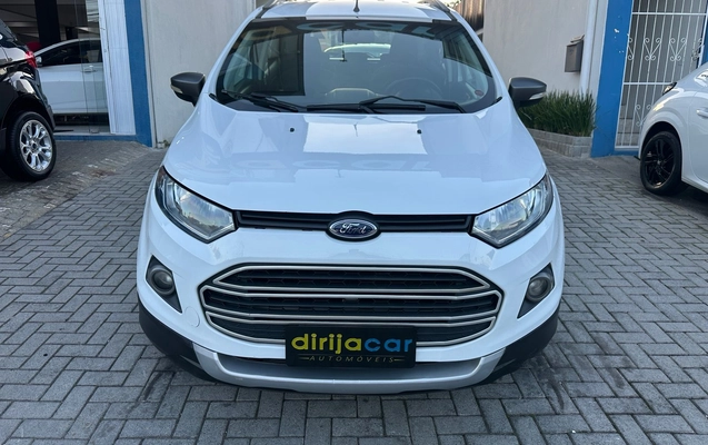 imagem-https://www.socarrao.com.br/sc-vehicle-images-prod/1326696/1786396410674-f3b89c7e-89e1-4967-a286-df1b03e02669.jpeg