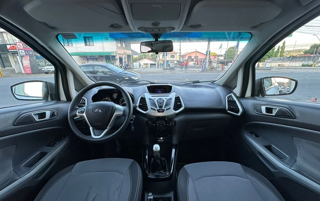 imagem-https://www.socarrao.com.br/sc-vehicle-images-prod/1326696/1786396410686-852d6f19-a890-4f5a-abe3-4f0101dcbee3.jpeg