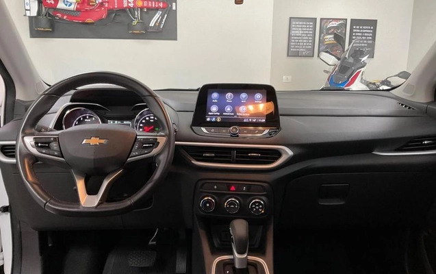 imagem-https://www.socarrao.com.br/sc-vehicle-images-prod/13274/1790605247394-7173405_12_B_9dcba29cc8.jpeg