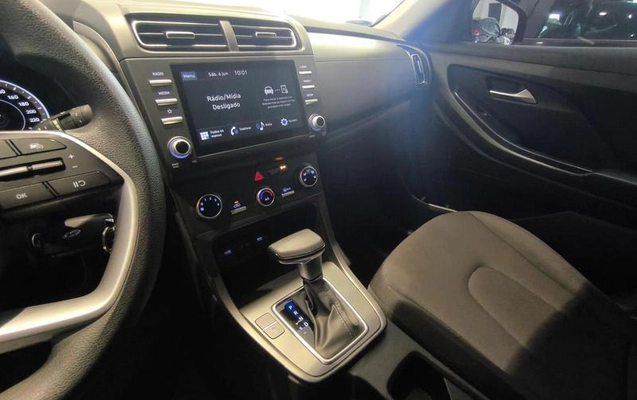 imagem-https://www.socarrao.com.br/sc-vehicle-images-prod/1327973/1788470293983-8074937_5_B_51068383f6.jpeg