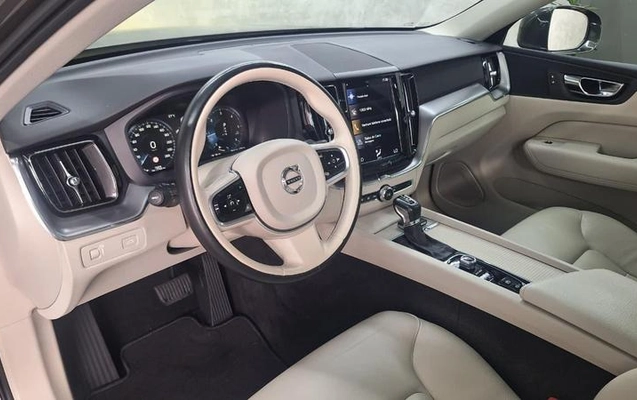 imagem-https://www.socarrao.com.br/sc-vehicle-images-prod/13285/1787919594997-7491834_17_B_4a6af2de15.jpeg